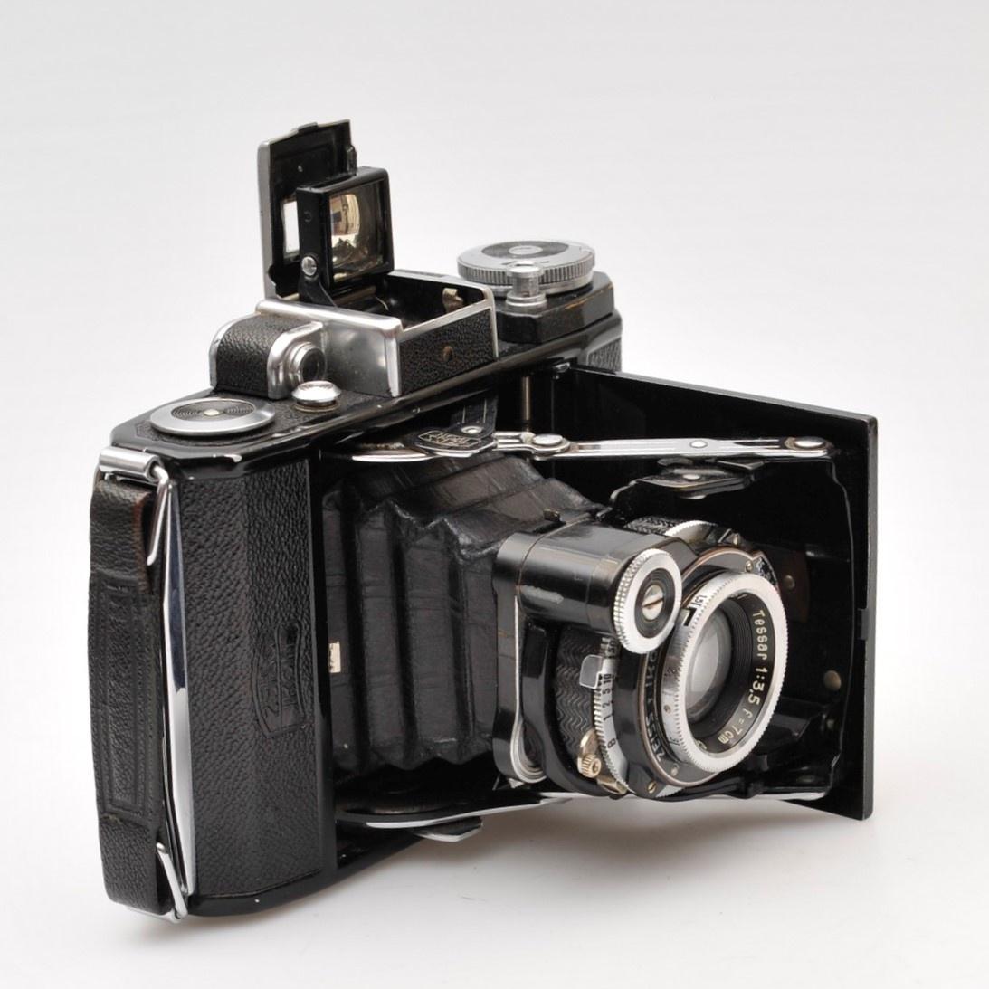 Zeiss Ikon Super Ikonta 531 with Tessar 3.5/7cm - Collectcamera