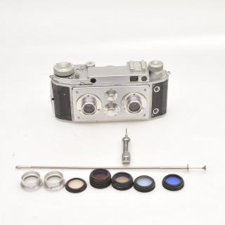 jules-richard-verascope-f40-stereo-camera-with-accessories-5387a