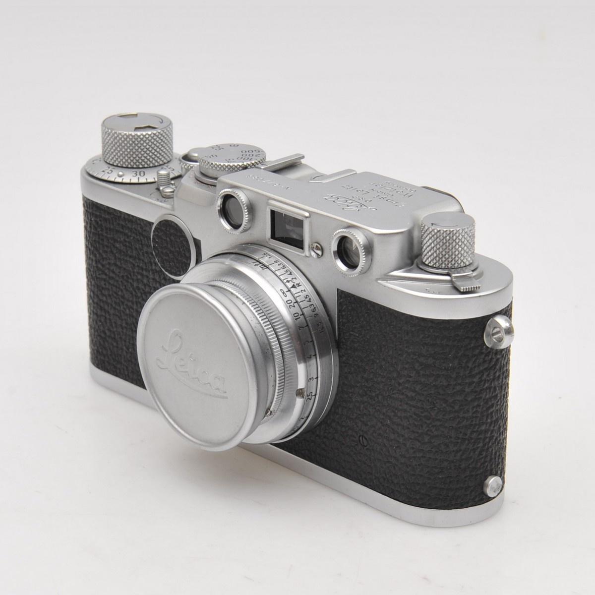 Leica IIF black dial with Summar 2.0/5cm (near Mint
